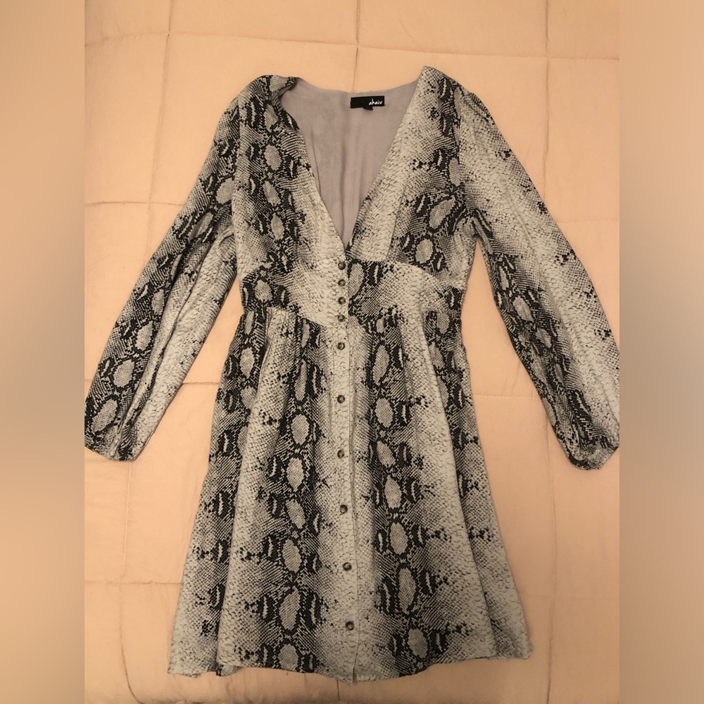 Long sleeve mini dress